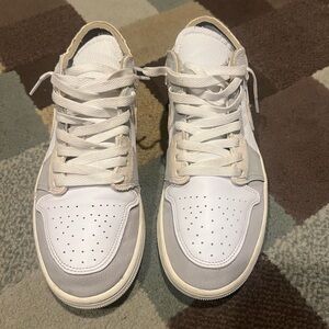 Size 10 Men's Nike Air Jordan 1 Low SE Craft